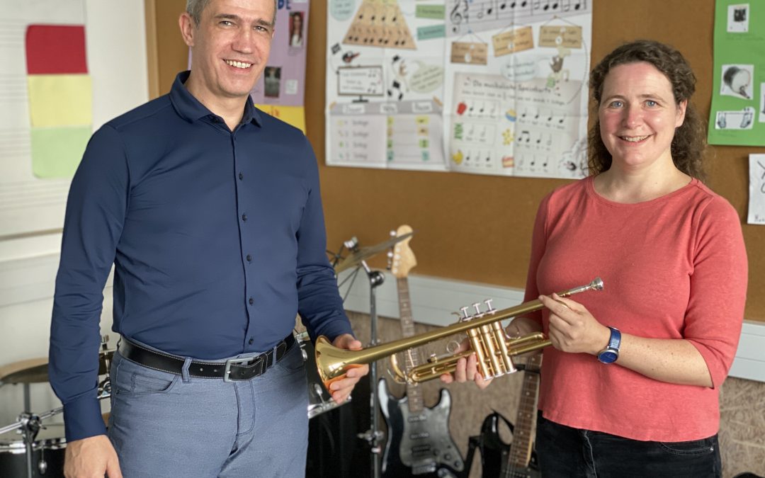 Instrumentenspende des Schulvereins